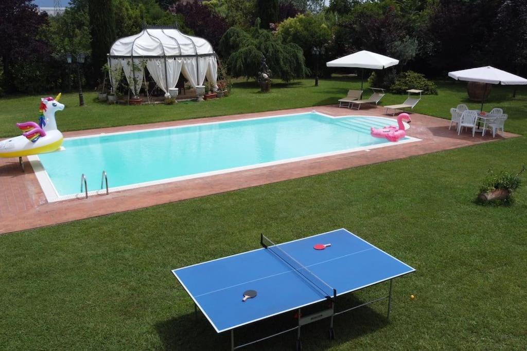 Villa Luxury Pool & Garden Pisa Buitenkant foto