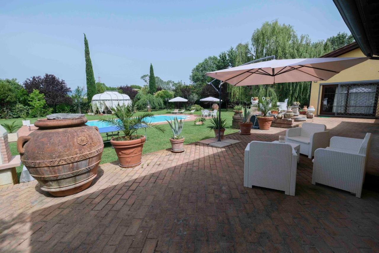 Villa Luxury Pool & Garden Pisa Buitenkant foto