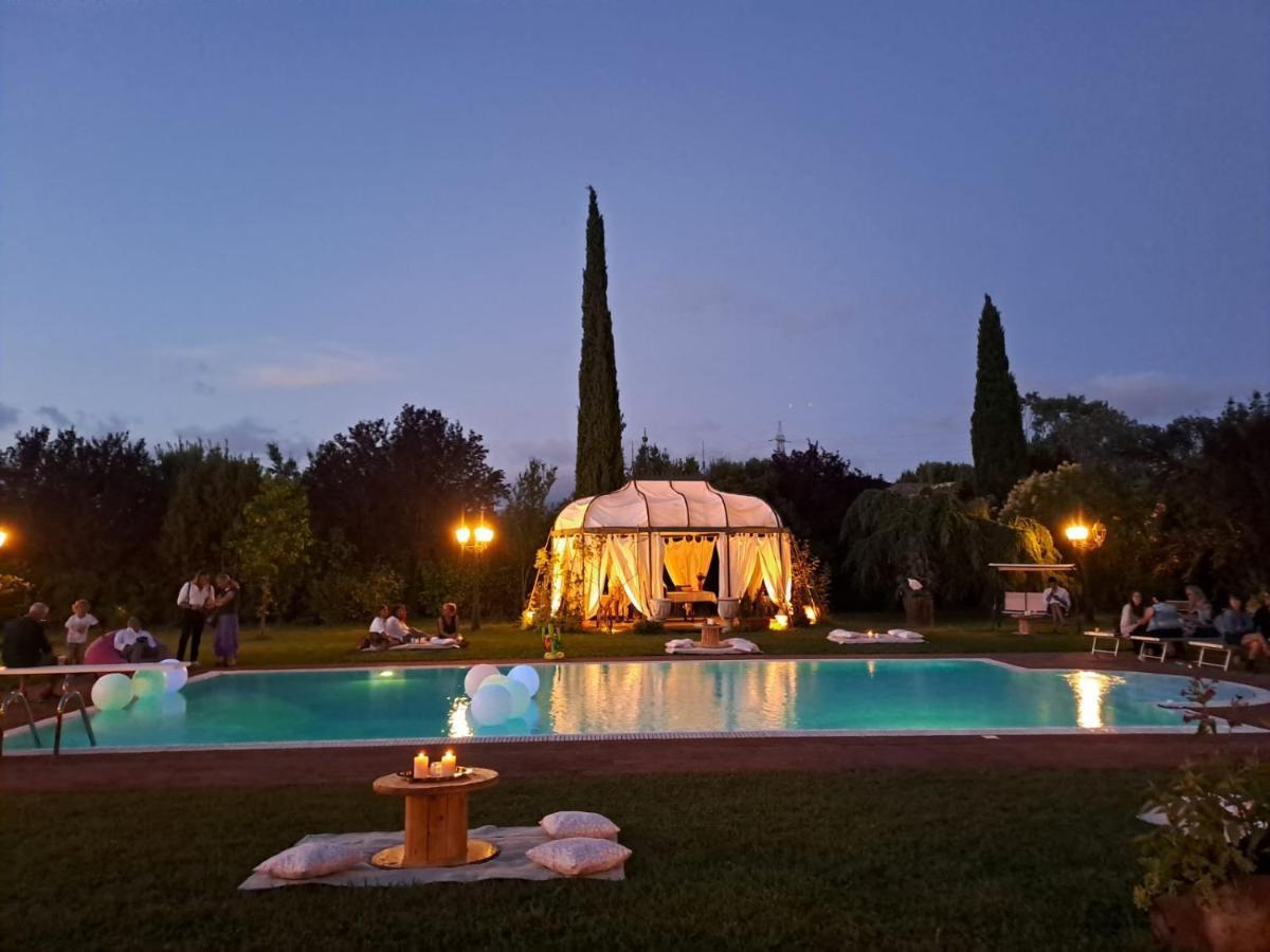 Villa Luxury Pool & Garden Pisa Buitenkant foto