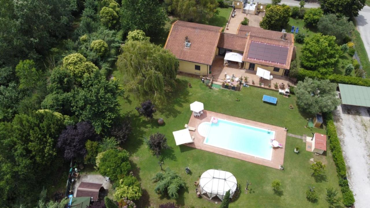 Villa Luxury Pool & Garden Pisa Buitenkant foto